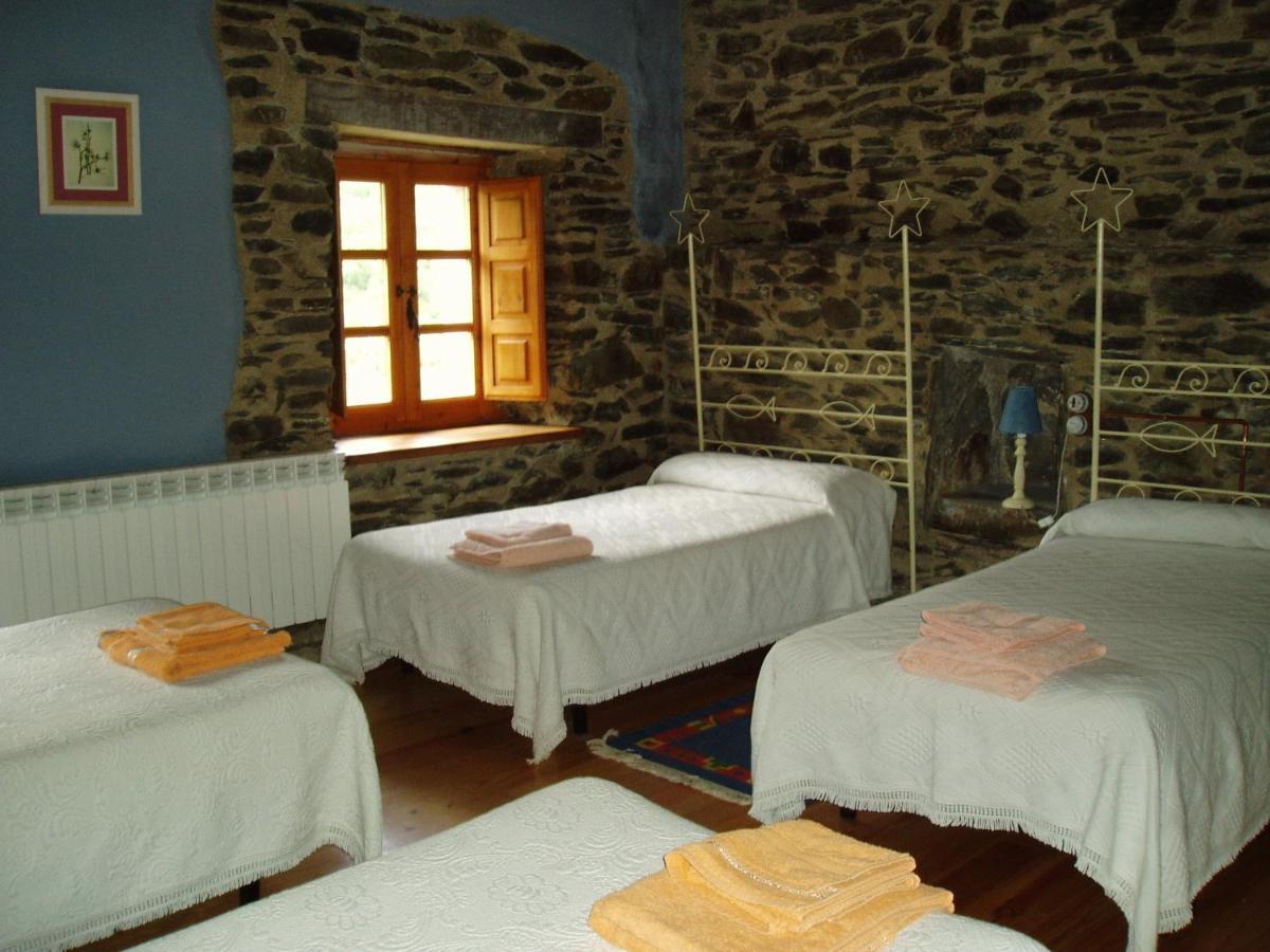 Hotel Rural El Urogallo Murias de Paredes Zimmer foto